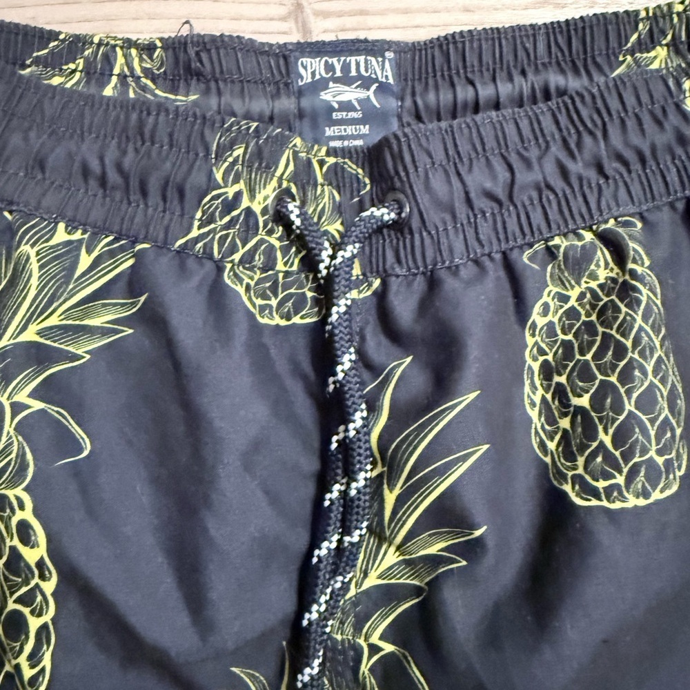Navy blue pineapple men’s swim trunks - Picture 3 of 3